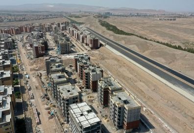 گسترش افقی و عمودی شهر؛ یک تحلیل نظری از متغیرها