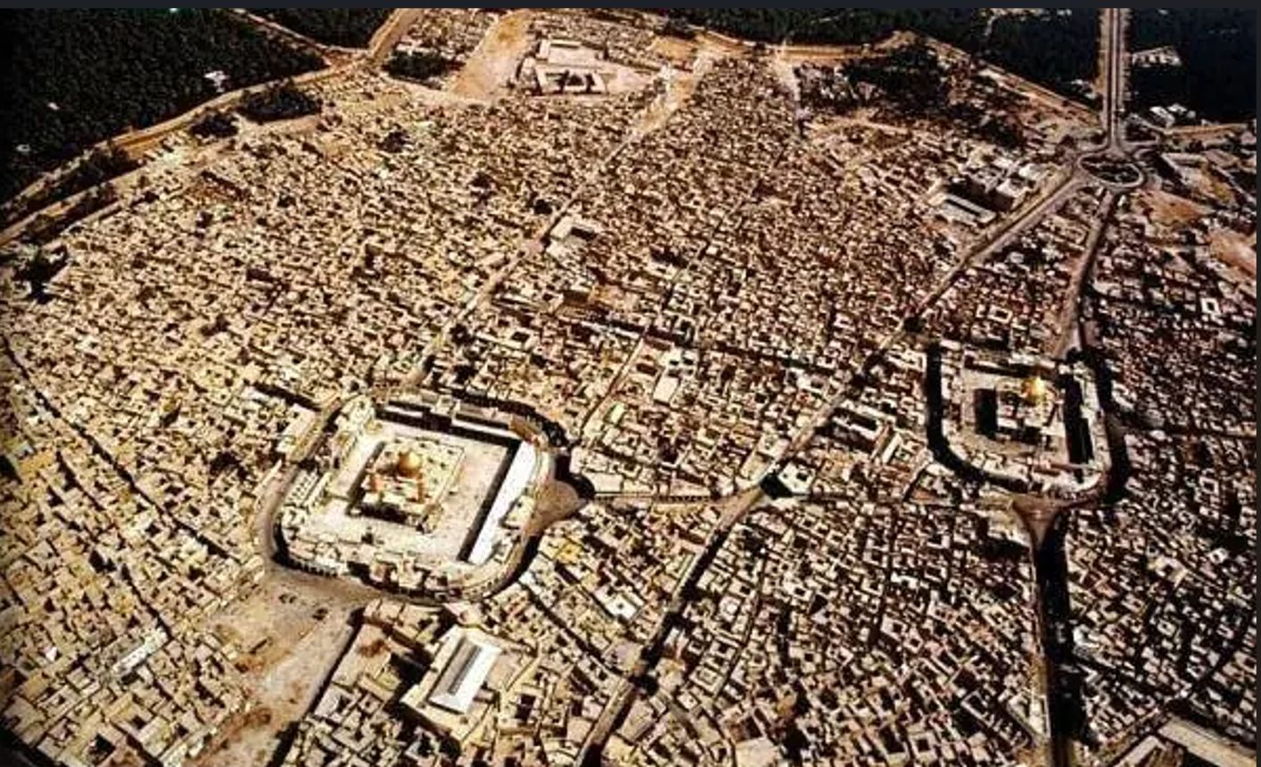 فرارسیدن تاسوعا و عاشورای حسینی تسلیت باد